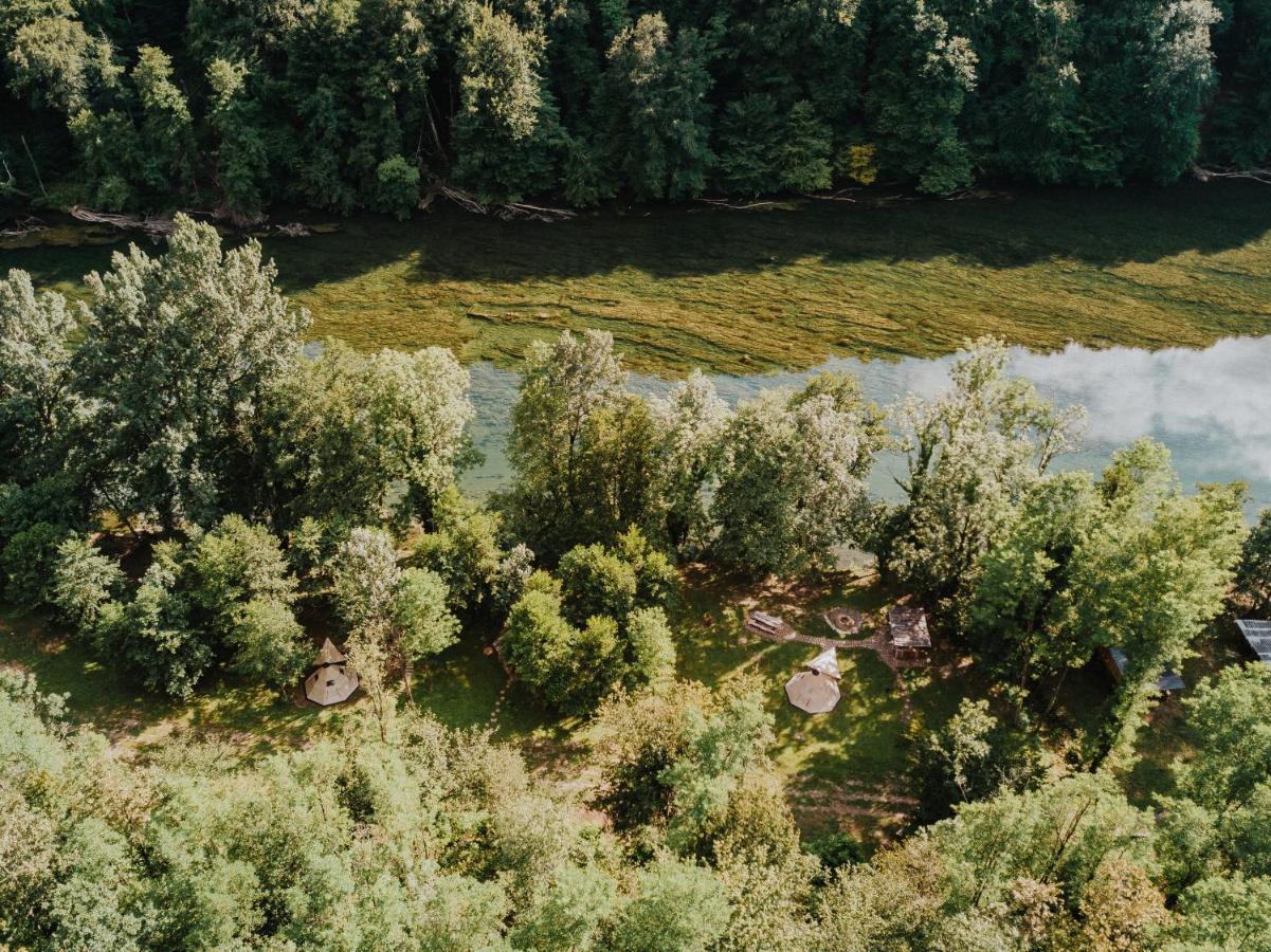 Отель Robinson Camp Kupa - Juratovicki Brig Netretic Экстерьер фото